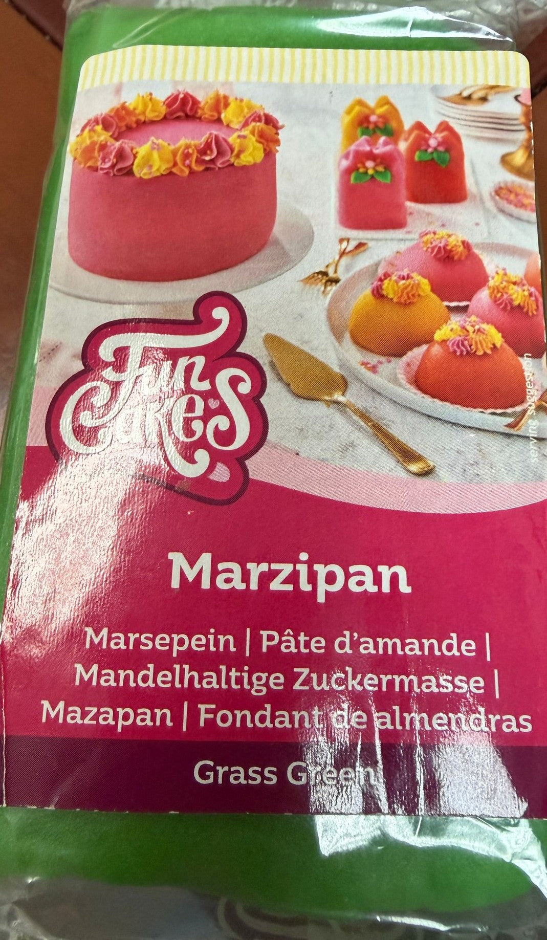 FUN CAKES PATE D'AMANDE