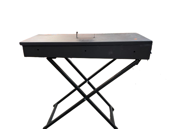 CHARCOAL BARBECUE WITH NORMAL AND LARGE LID