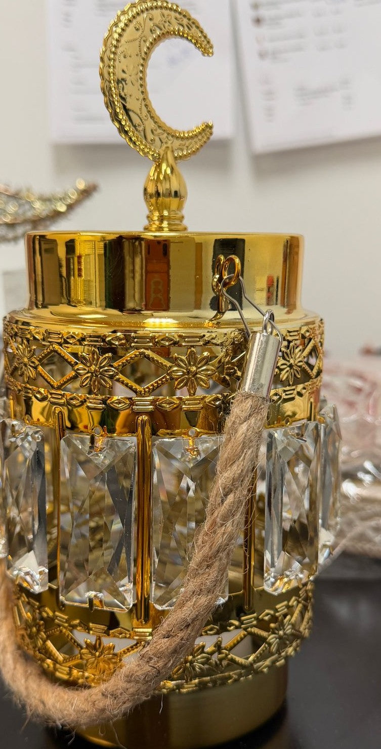FANOUS DÉCORATIF DORÉ AVEC CRISTAUX